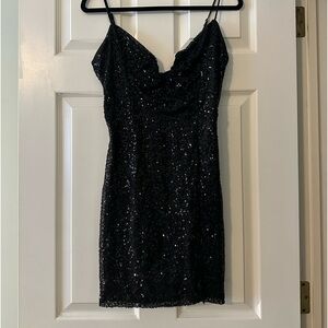 Black Windsor Dress Sequin!